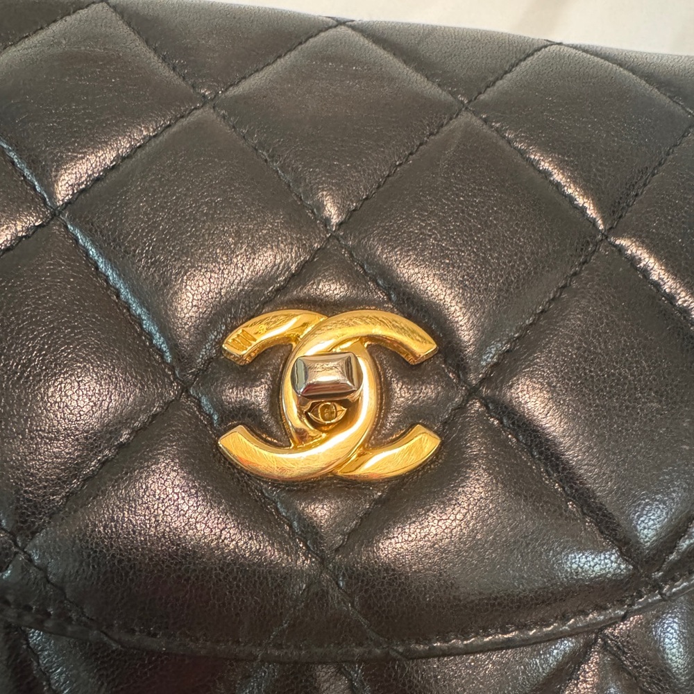 Vintage Chanel Black Quilted Backpack - Picture 2 of 11